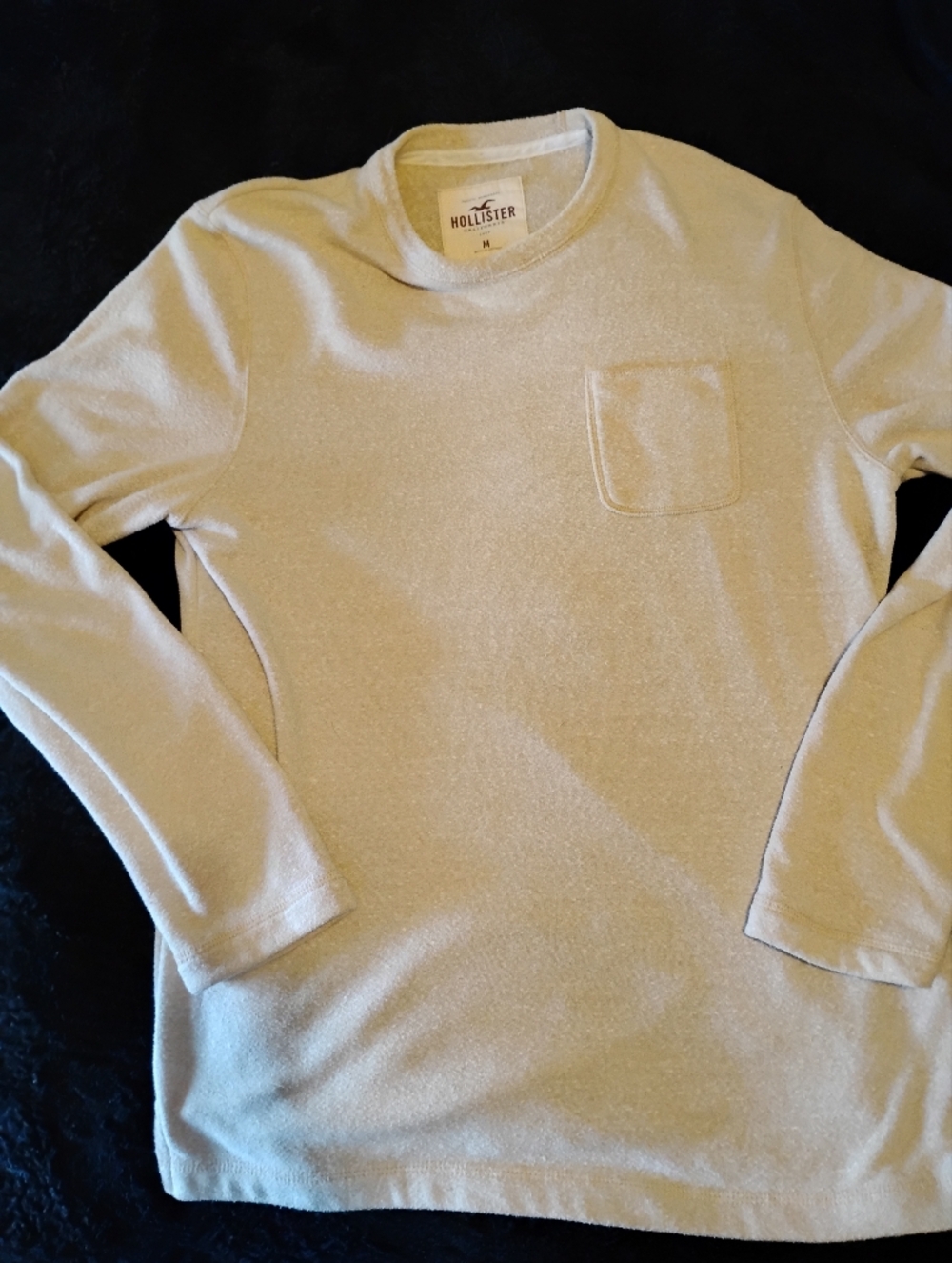 Hollister Cream Crewneck Sweater